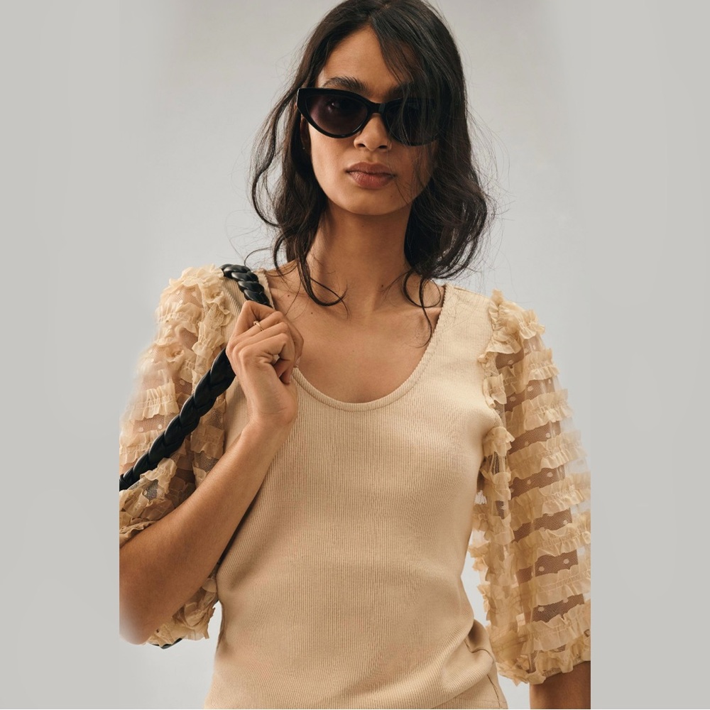 ANTHROPOLOGIE DOLAN RUFFLE DOTTED BALLOON SLEEVE OATMEAL COLOR TOP SIZE M NWT